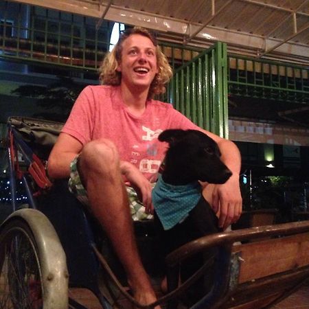 Lazy Gecko Guesthouse Phnom Penh Ngoại thất bức ảnh